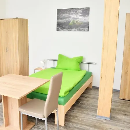 אורחן Lueggerts